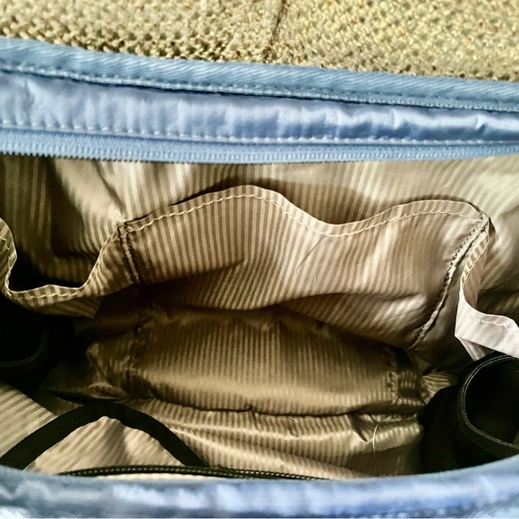 Sherpani Bree LE Cross-Body Bag RFID Protection - Picture 8 of 11